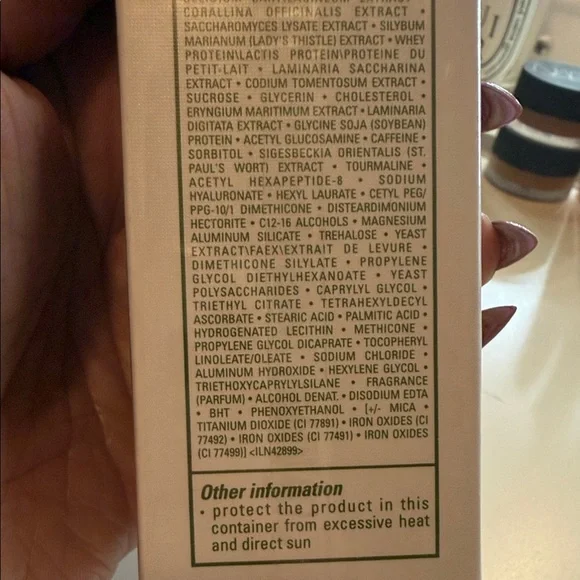 NEW La Mer Soft Fluid Long Wear Foundation - Amber - Picture 6 of 9